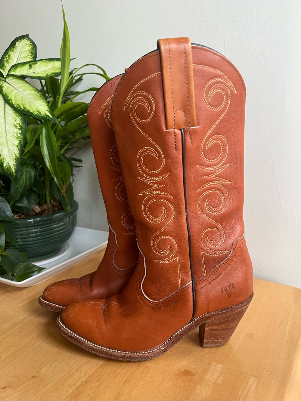 Vintage Frye #7065 Western Mid-Calf Boots Brown Leather Embroidered Women's 6.5B